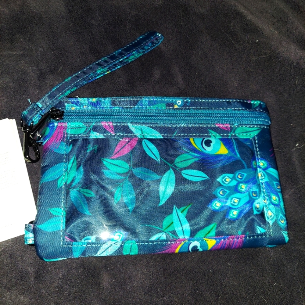 NWT Lug Peekaboo Cell Pouch Wristlet